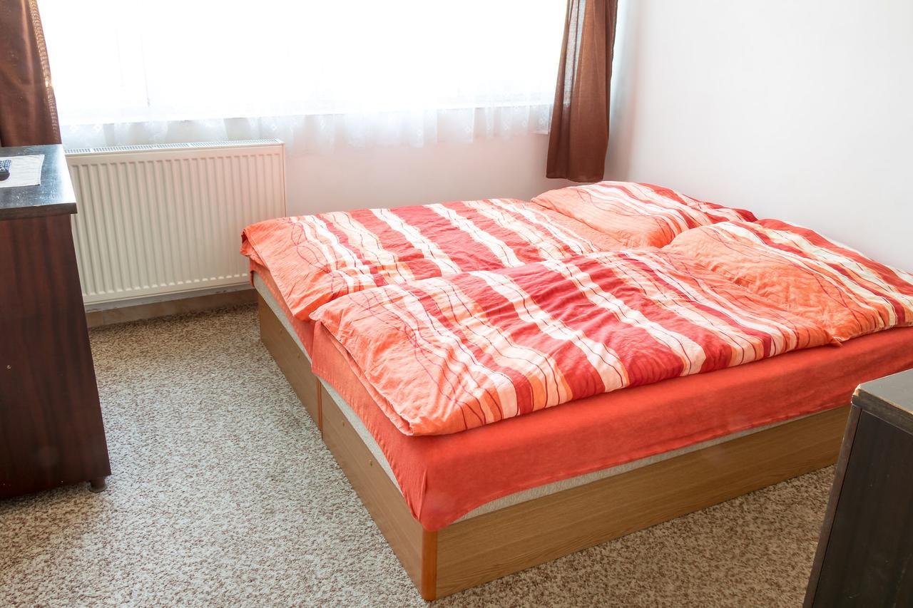 Alton Garni Hotel Ceske Budejovice Eksteriør bilde