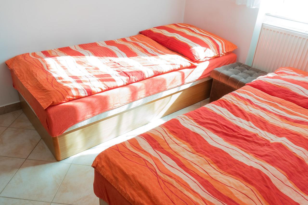 Alton Garni Hotel Ceske Budejovice Eksteriør bilde
