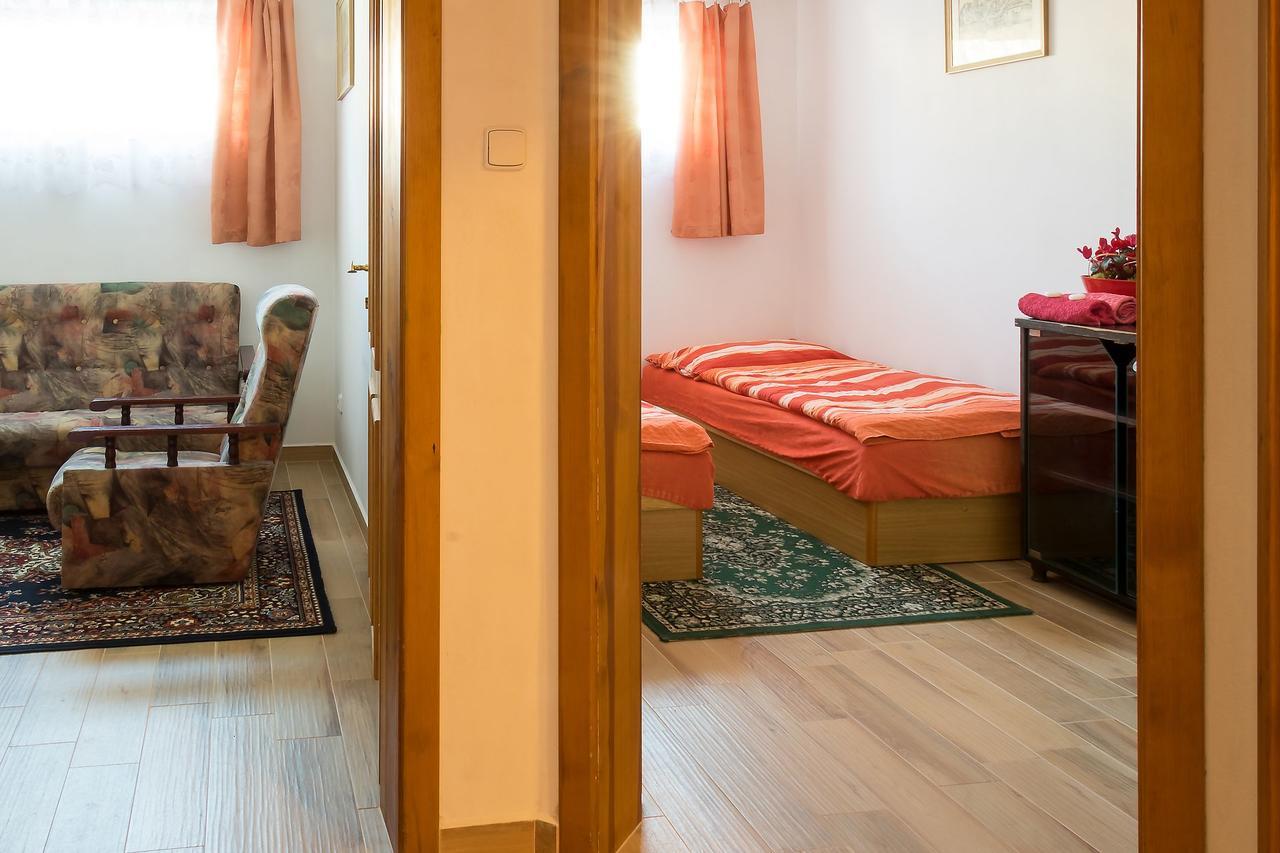 Alton Garni Hotel Ceske Budejovice Eksteriør bilde